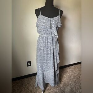 Promesa Gray Floral Maxi Dress